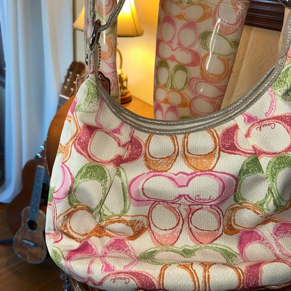 - Coach poppy purse - Picture 4 of 8